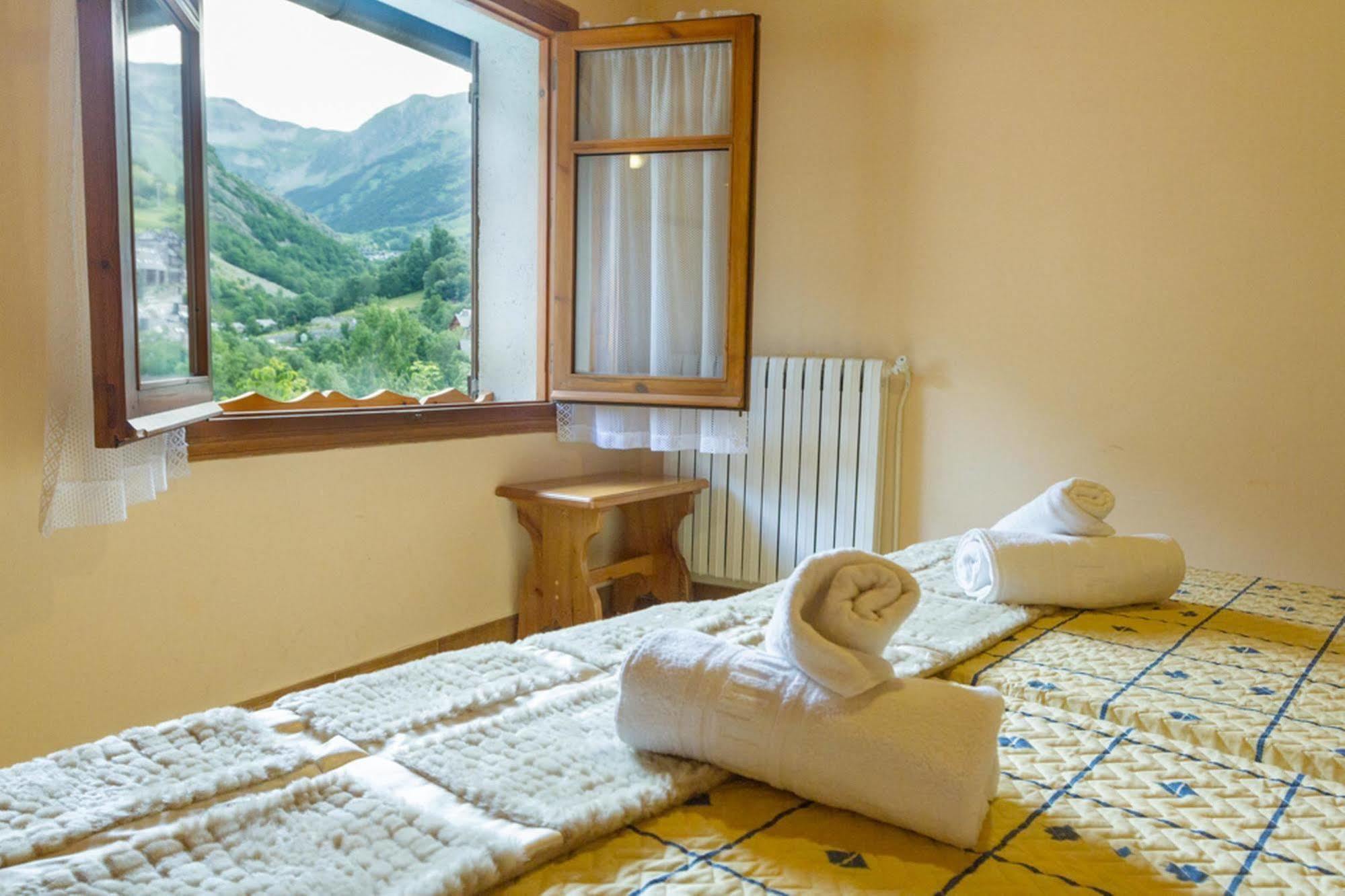 Hostal Aiguamog Salardu Luaran gambar