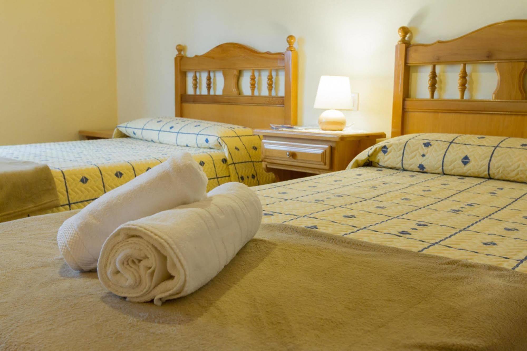 Hostal Aiguamog Salardu Luaran gambar