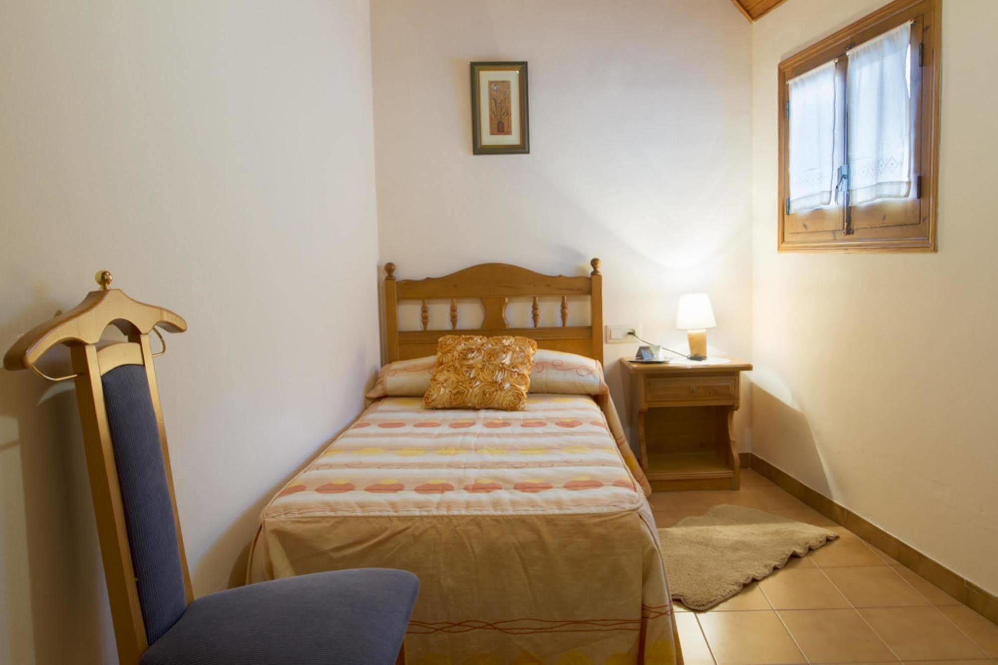 Hostal Aiguamog Salardu Luaran gambar