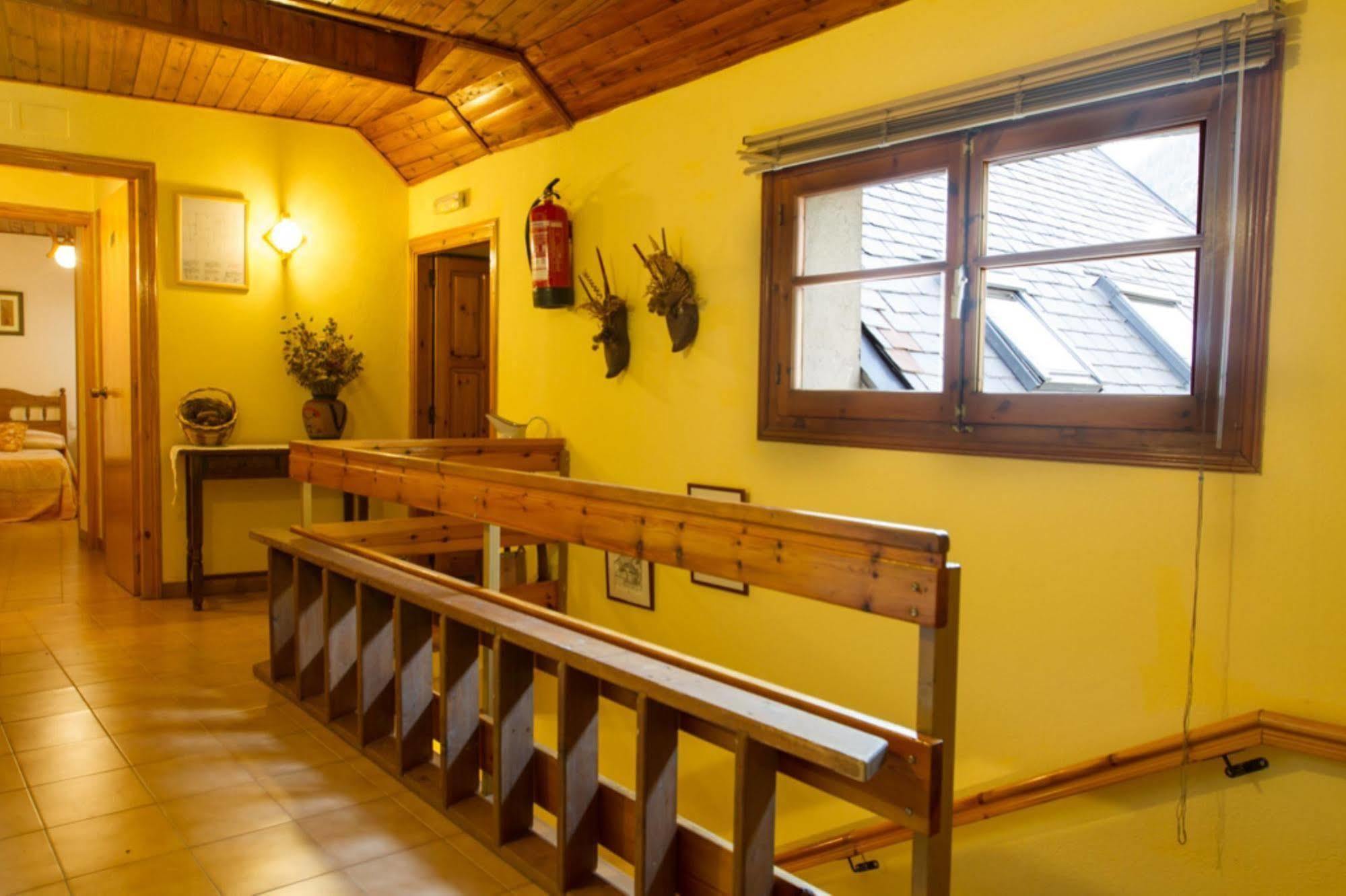 Hostal Aiguamog Salardu Luaran gambar
